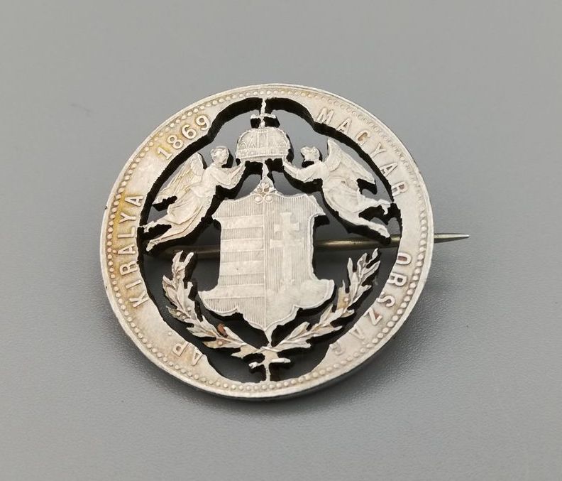 Starožitná stříbrná brož z mince 9,65g 900/1000-