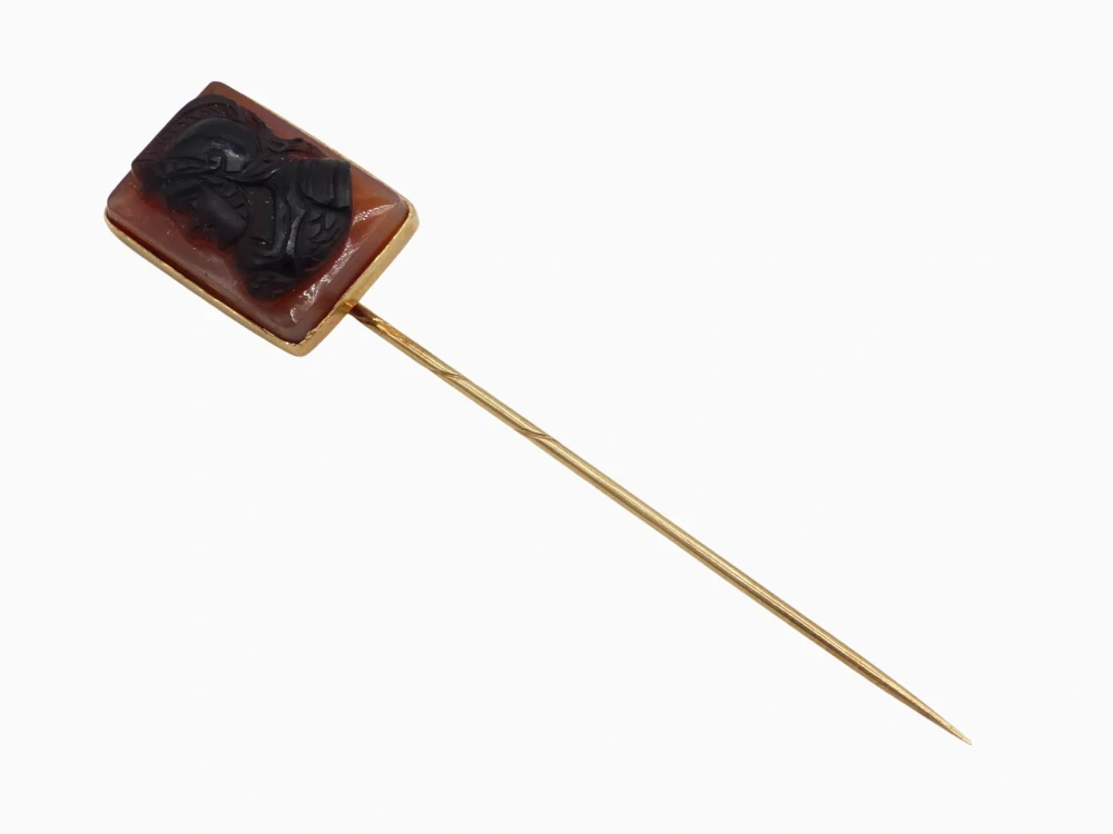 Zlatá jehlice 3,85g kamej