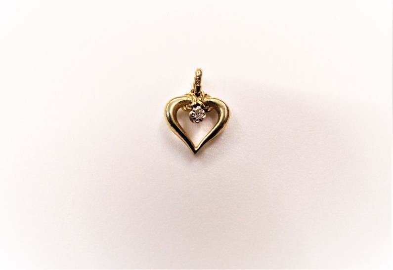 Zlatý přívěsek 0,95g s diamantem