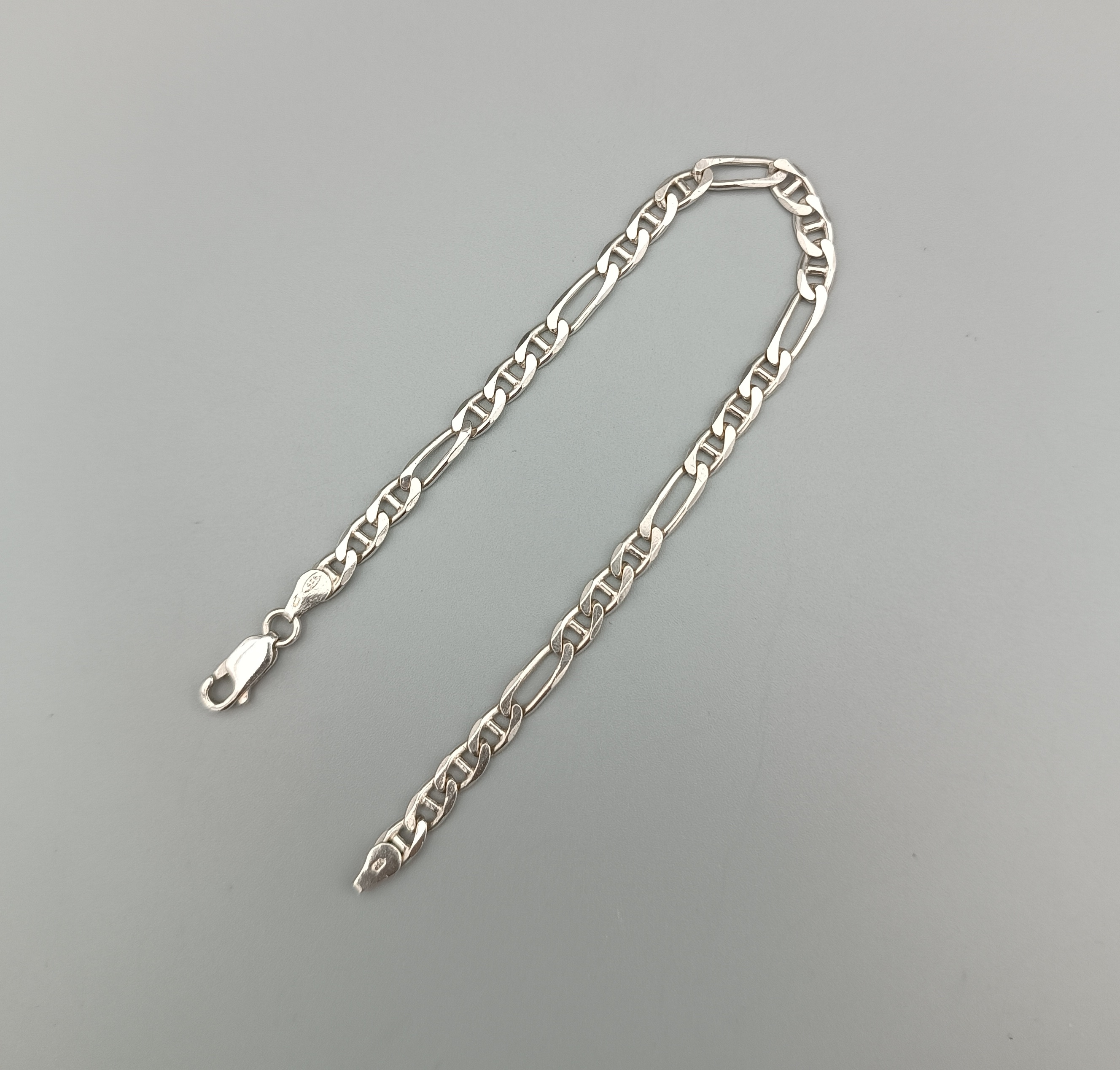 Stříbrný náramek 6,45g délka 20 cm