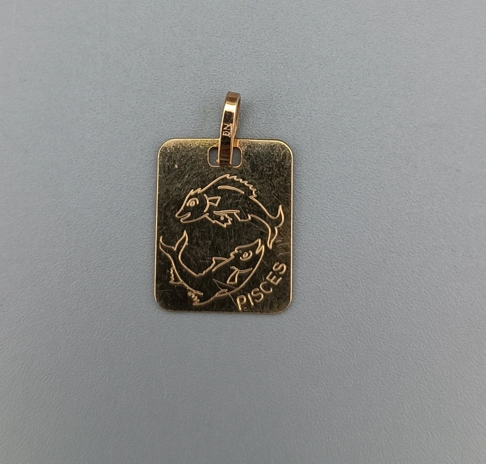 Zlatý přívěsek 0,80g, Ryby