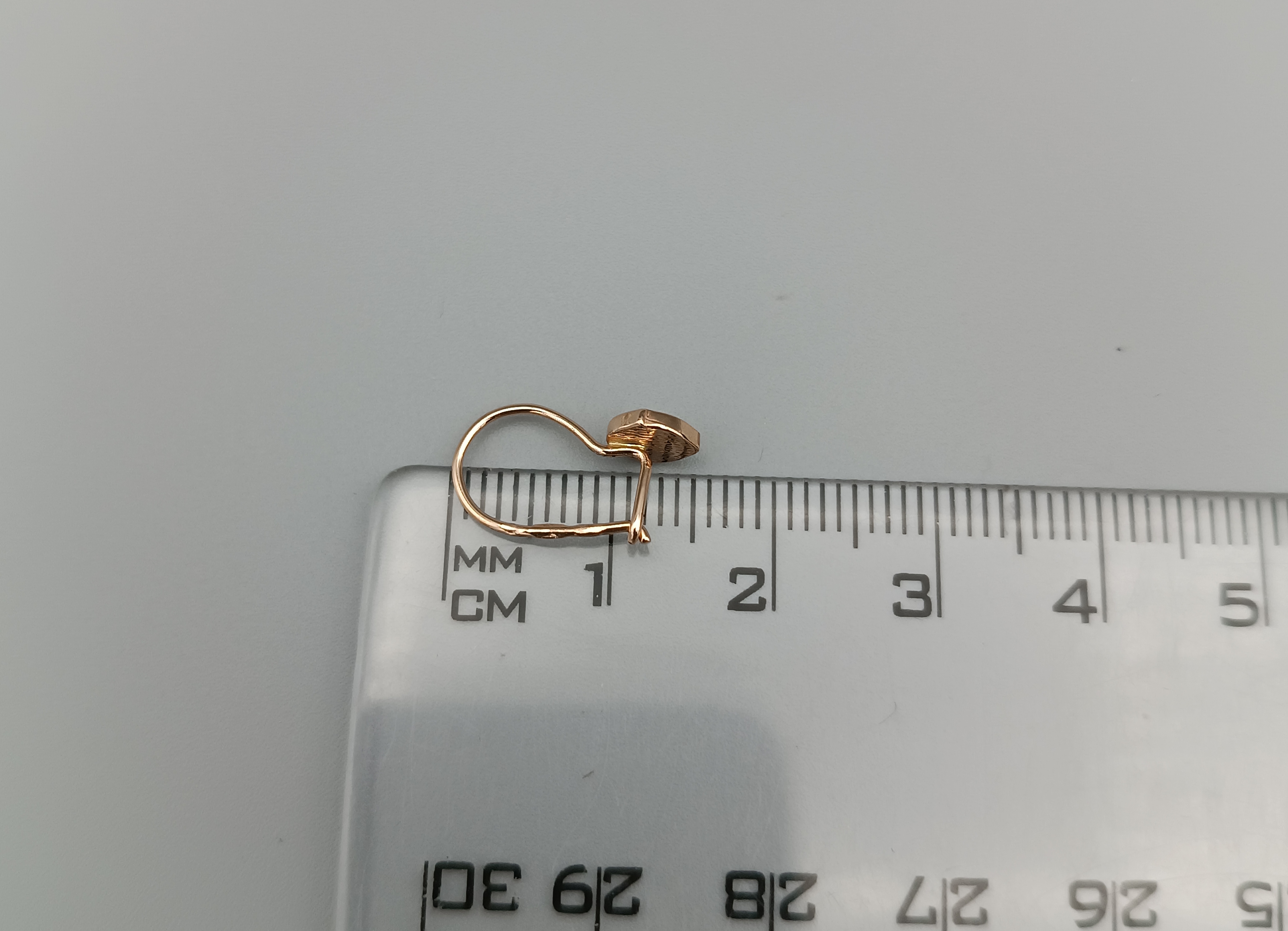 Zlaté náušnice 0,85g zapínání na háček