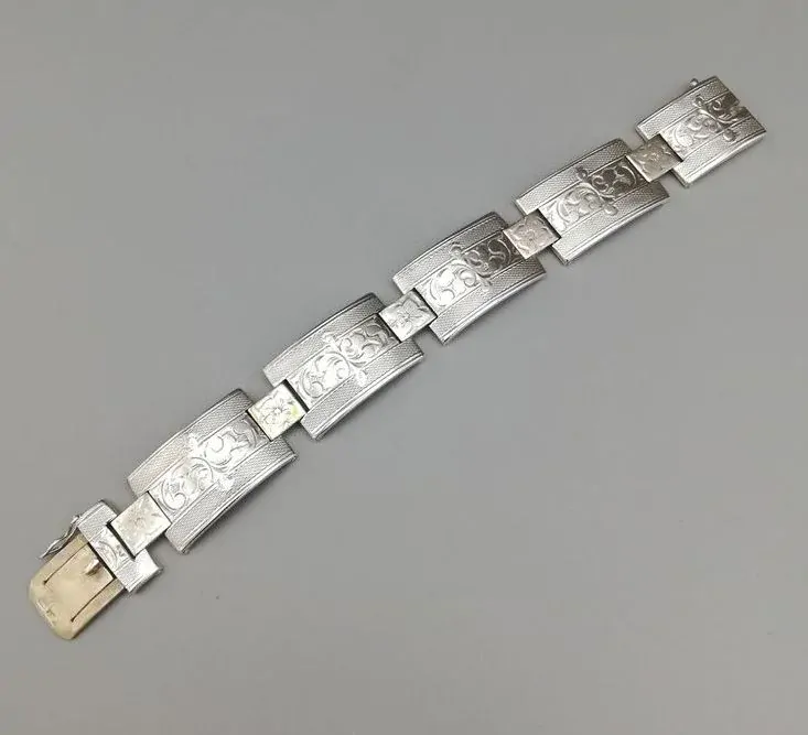 Starožitný stříbrný náramek 38,20g délka 18,5 cm