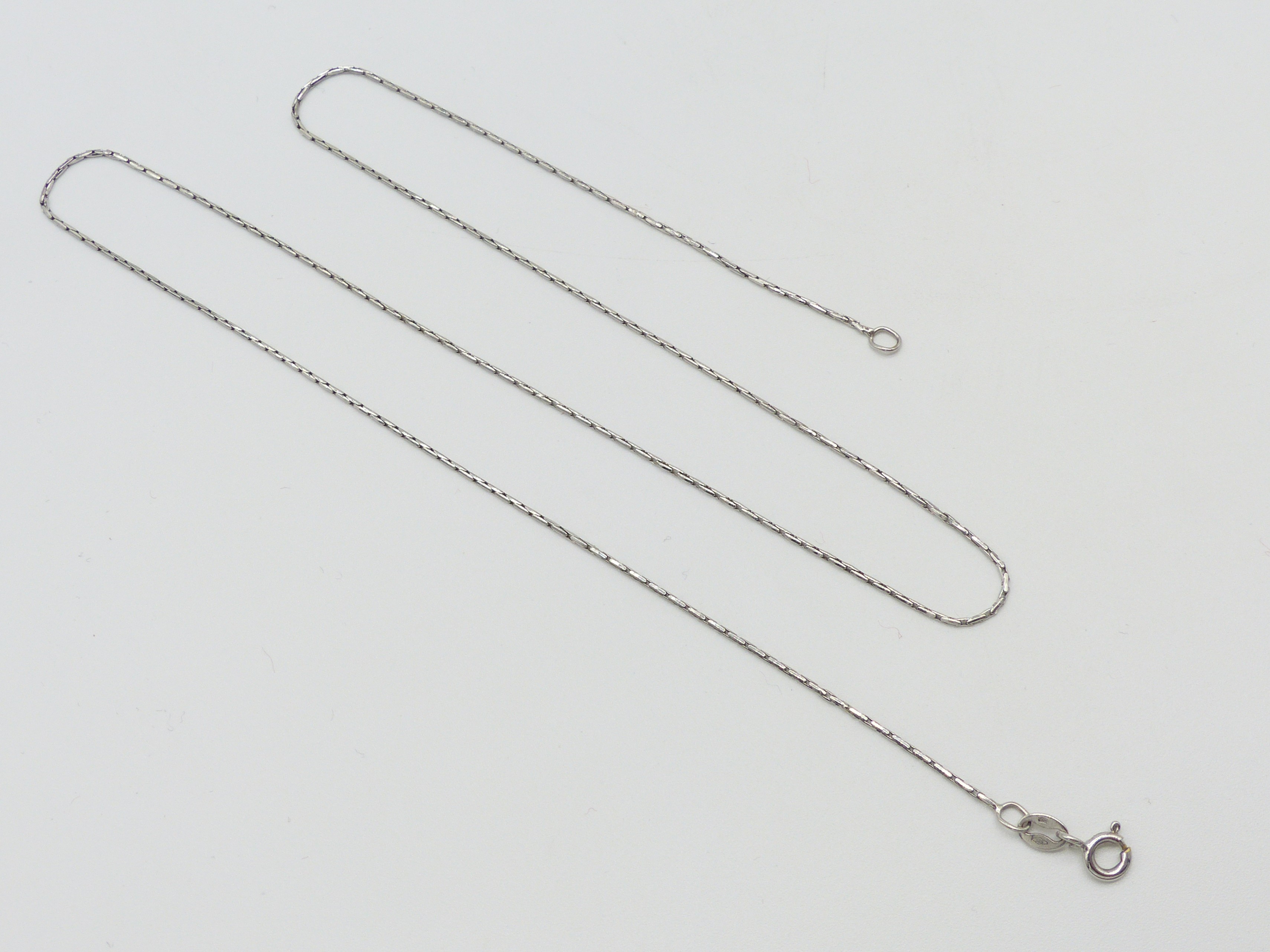 Zlatý řetízek 2,65g délka 48cm