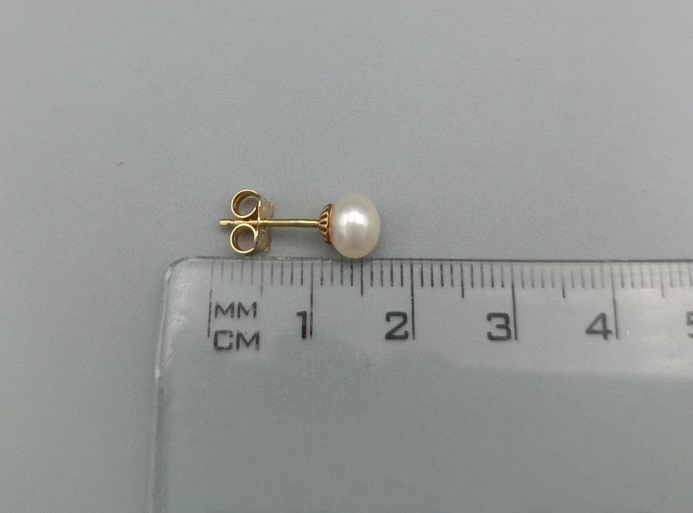 Zlatá náušnice 1ks 0,60g, zapínání na puzetu
