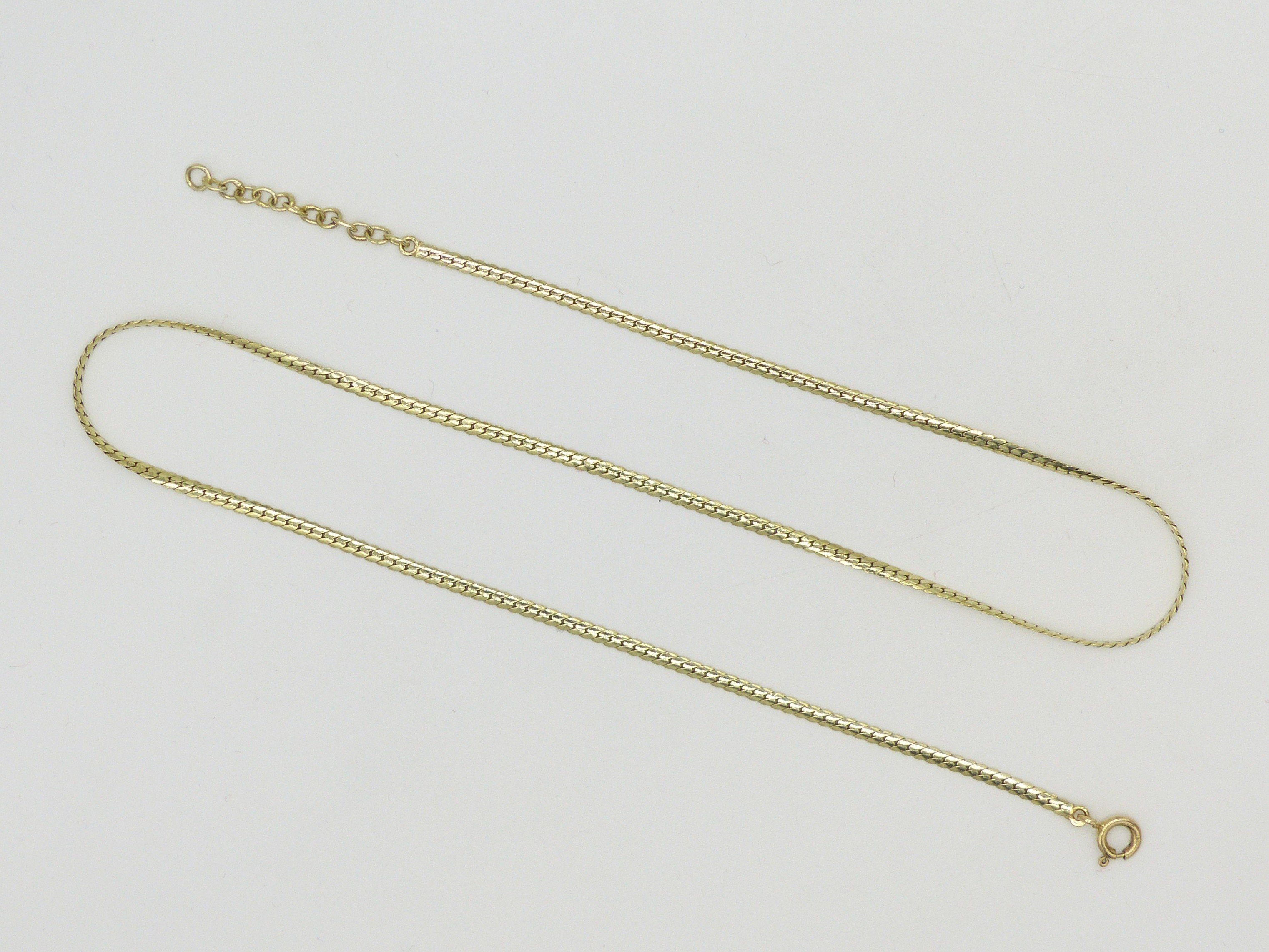 Zlatý řetízek 6,80g délka 42,5 - 45,5 cm