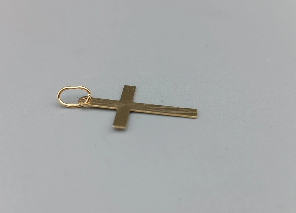 Zlatý přívěsek 0,45g, kříž