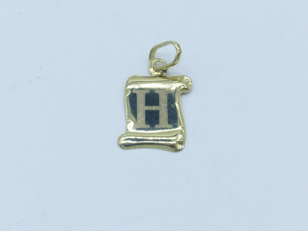 Zlatý přívěsek 0,45g písmeno H 