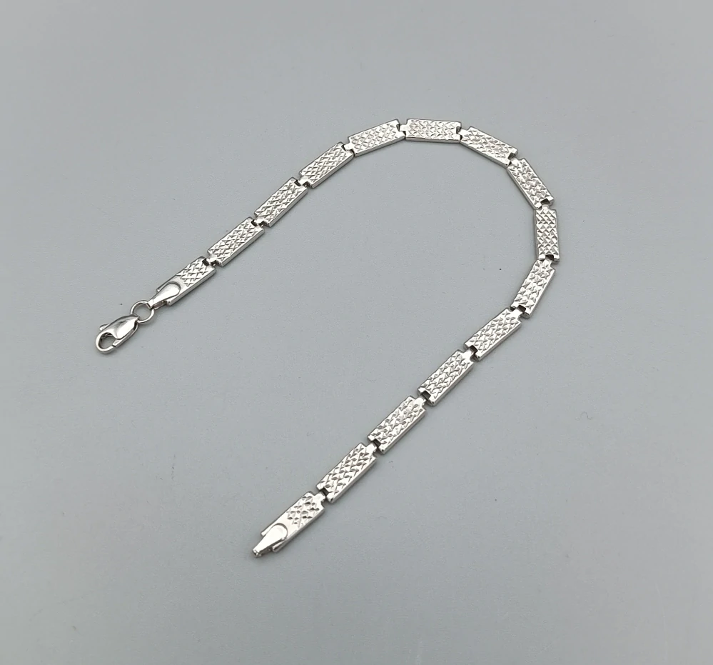 Zlatý náramek 3,35g, délka 18,5 cm