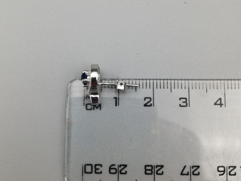 Stříbrné náušnice na puzetu 2,90g