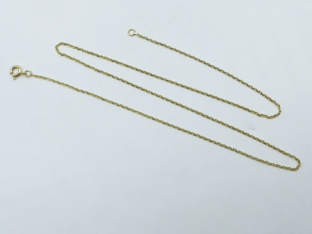 Zlatý řetízek 2,65g délka 41,5 cm