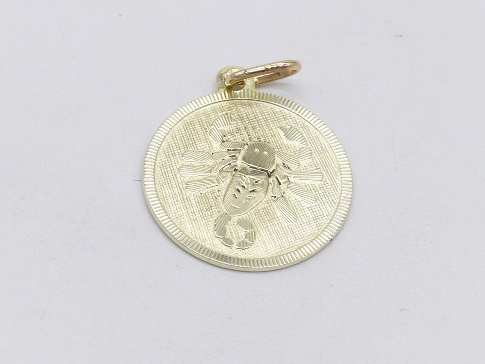 Zlatý přívěsek 2,75g znamení Štír