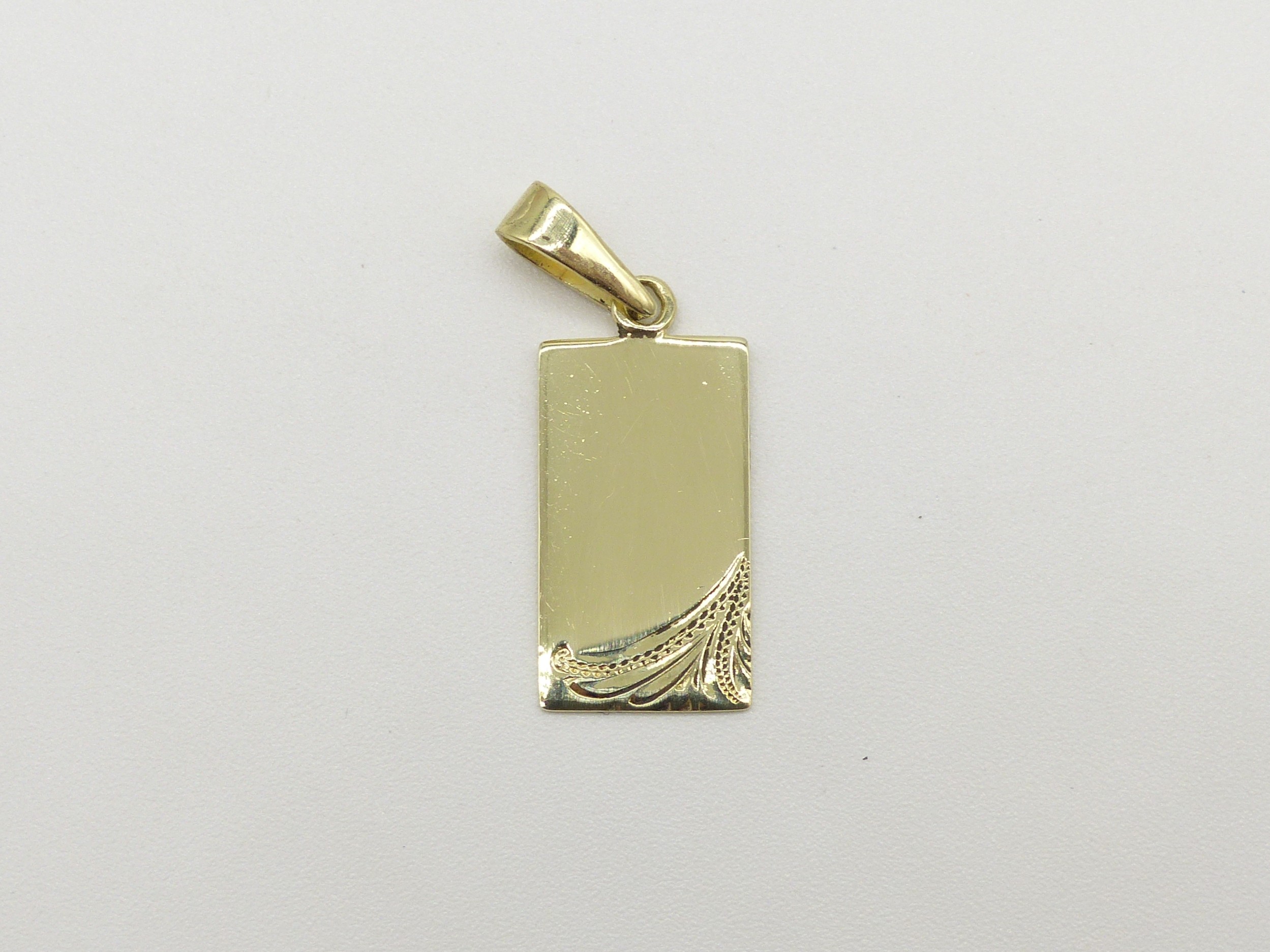 Zlatý přívěsek 1,15g destička