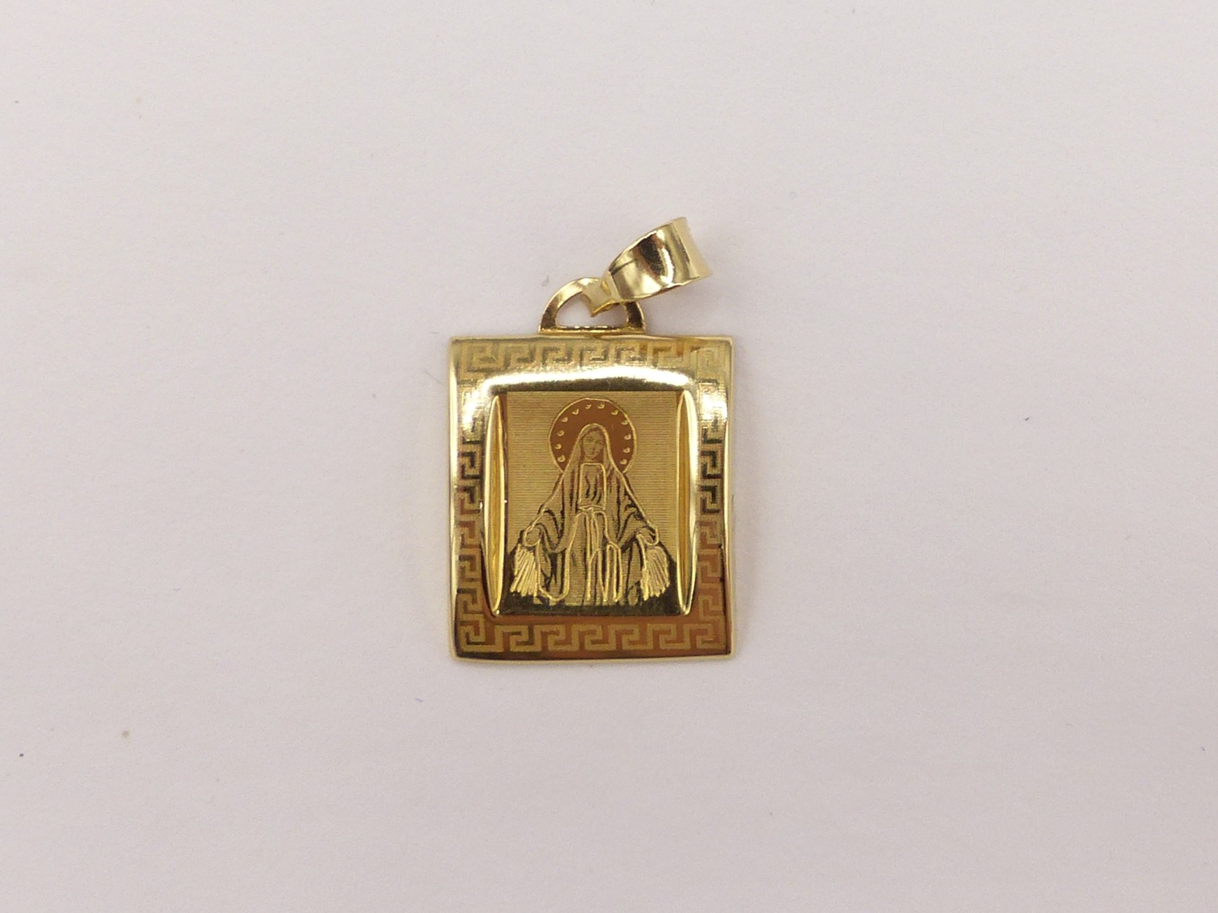Zlatý přívěsek 0,90g madonka