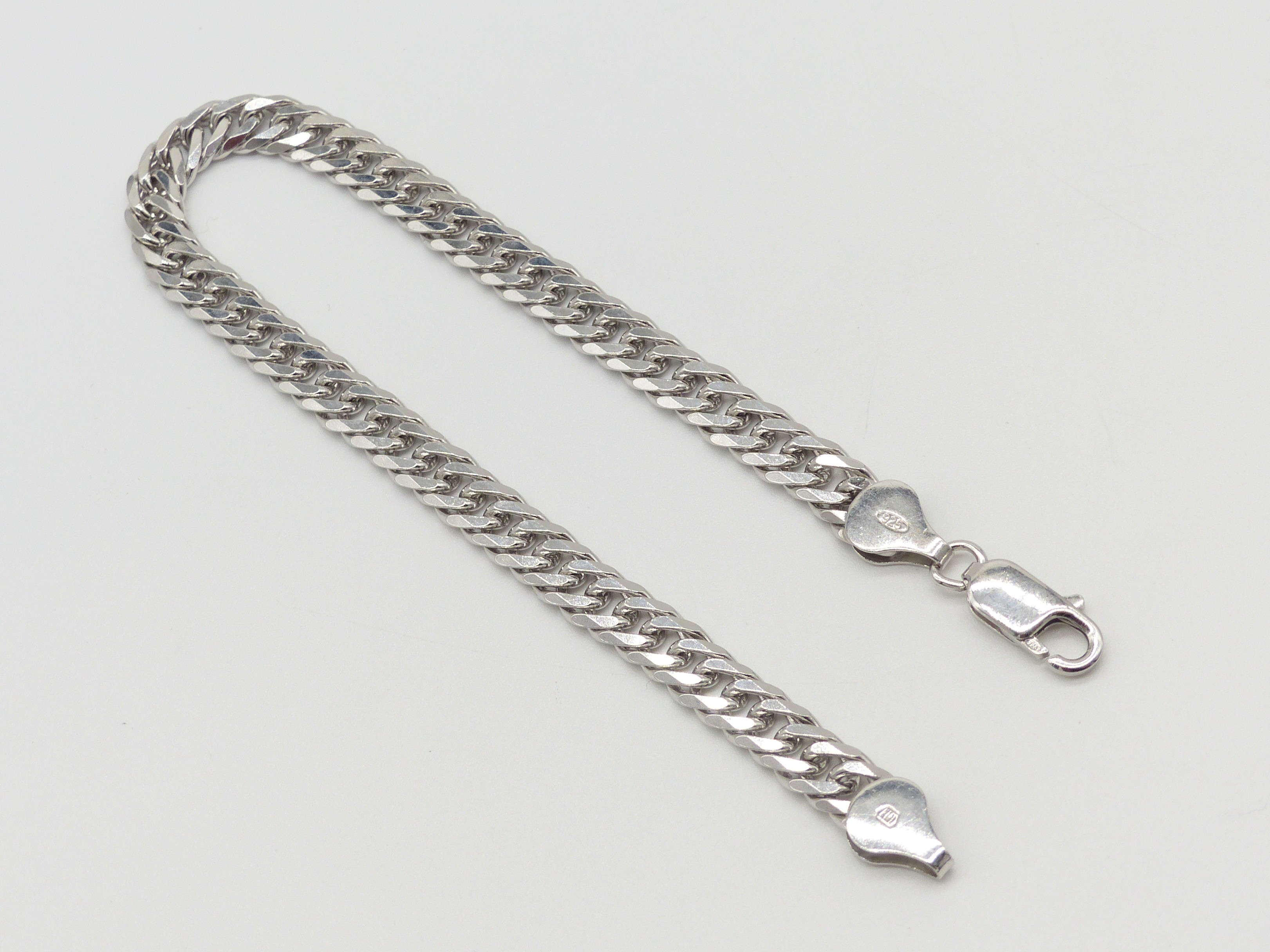 Stříbrný náramek 13 g délka 21 cm