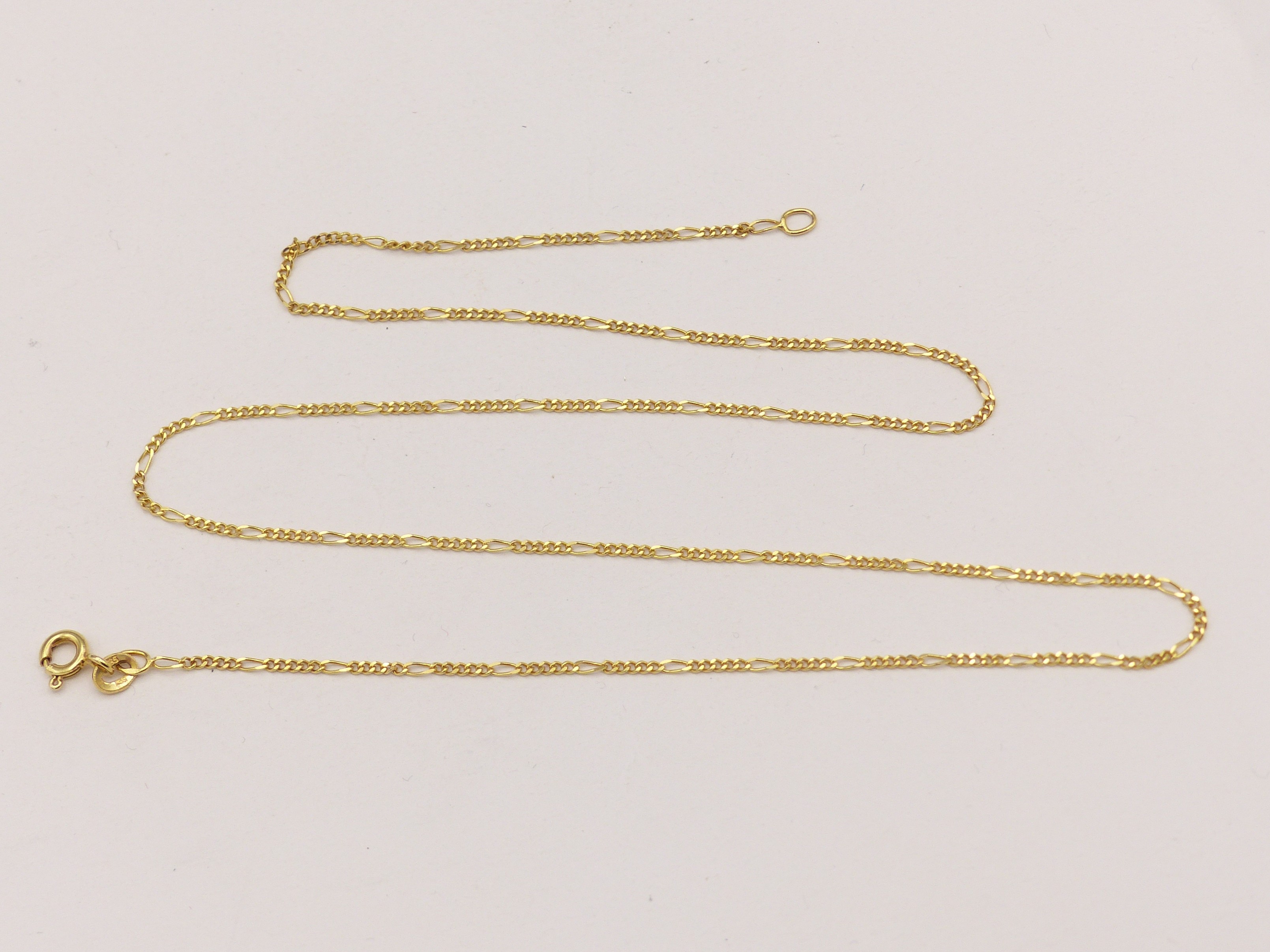 Zlatý řetízek 2,05g délka 45,5 cm