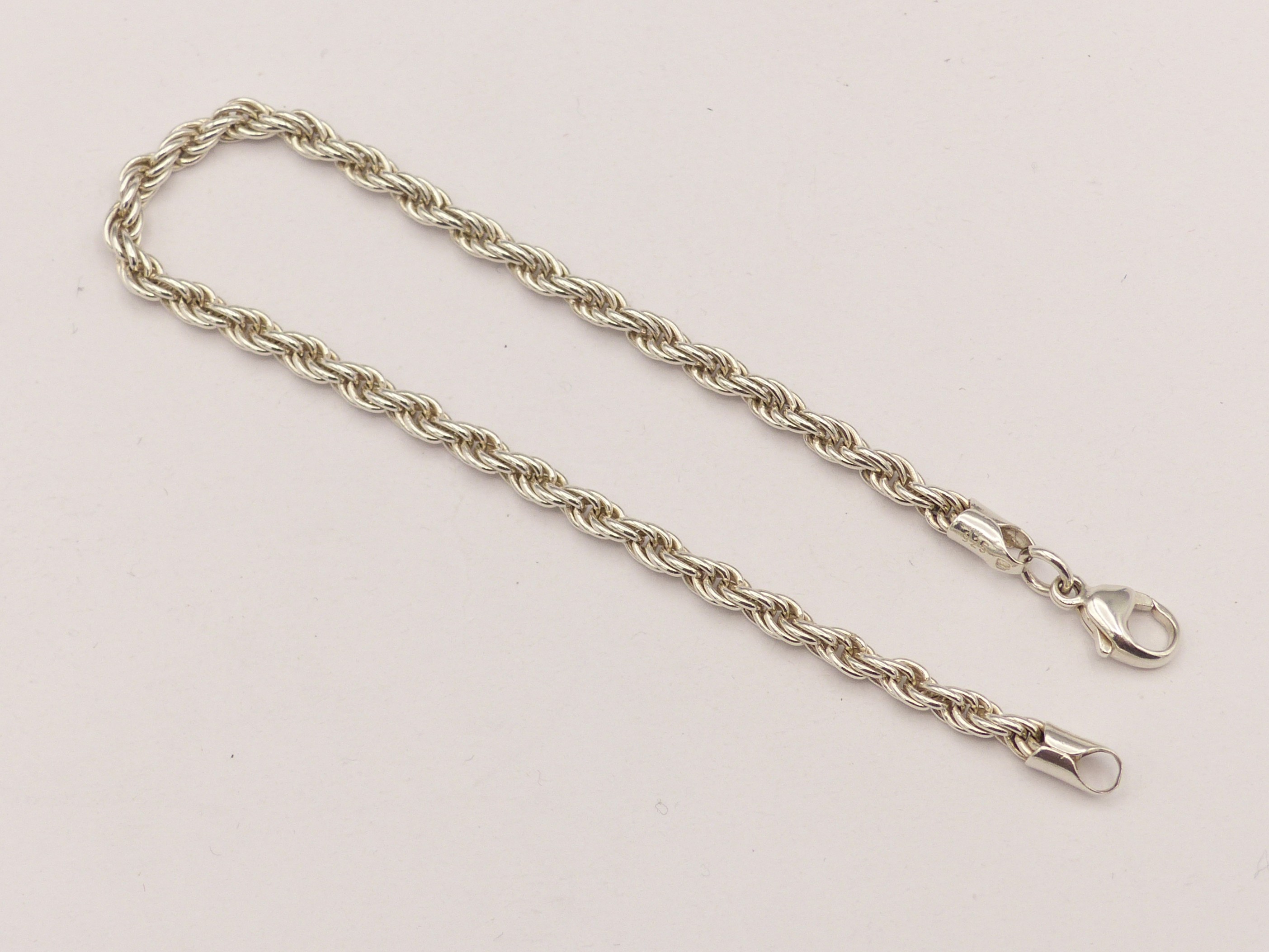 Stříbrný náramek 3,35g délka 20 cm