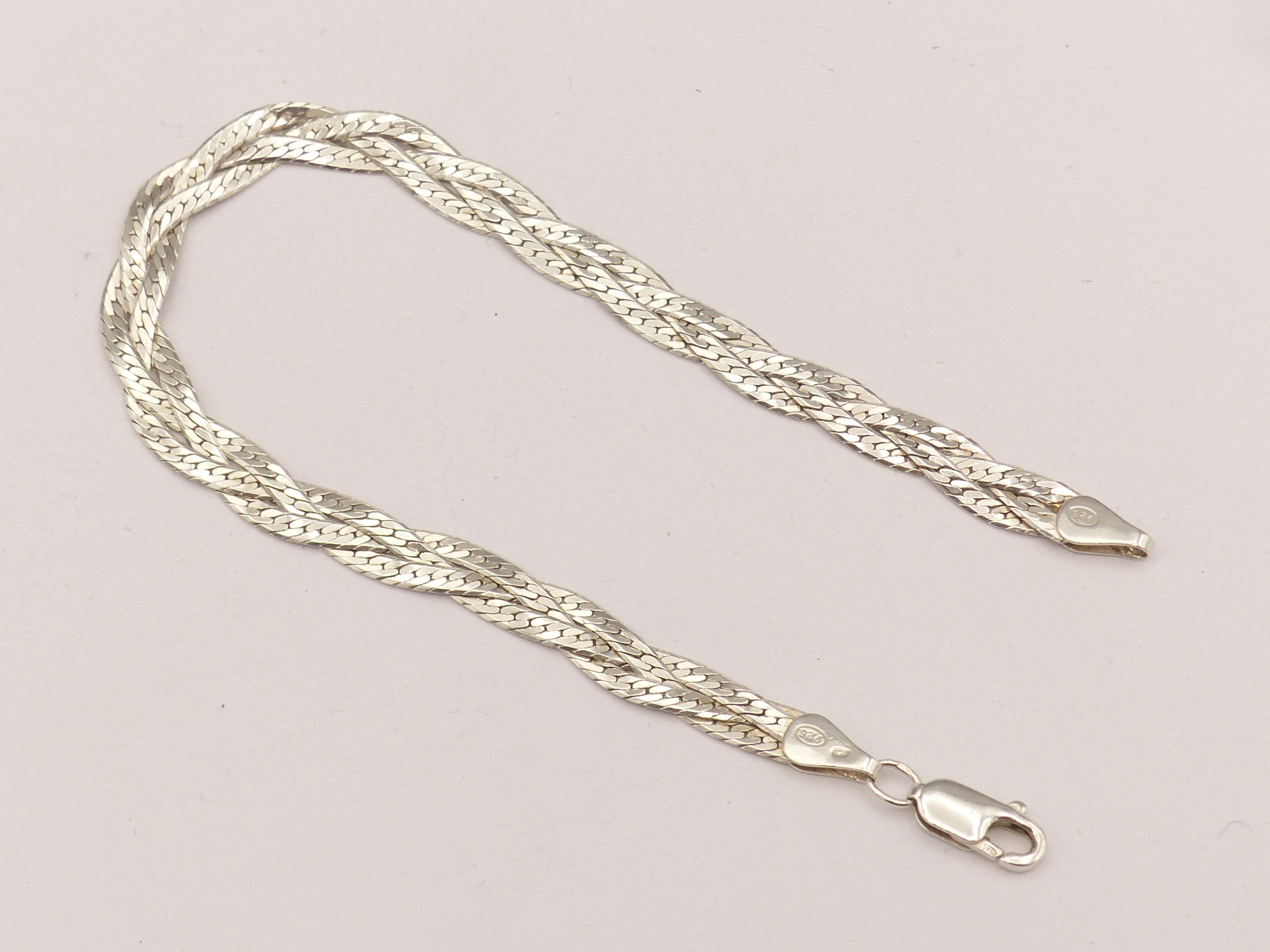 Stříbrný náramek 3,35g délka 19,5 cm