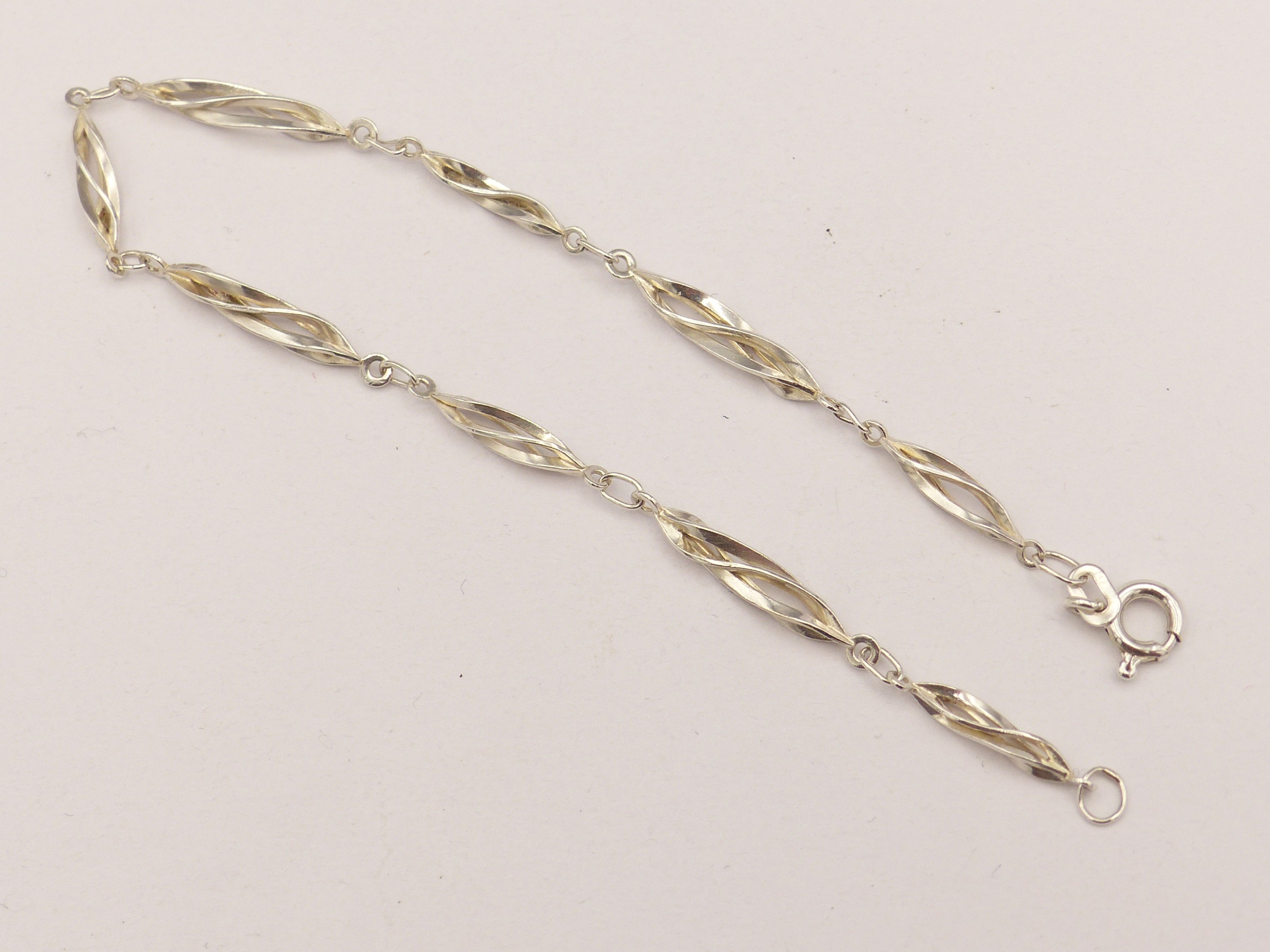 Stříbrný náramek 2,70g délka 20 cm