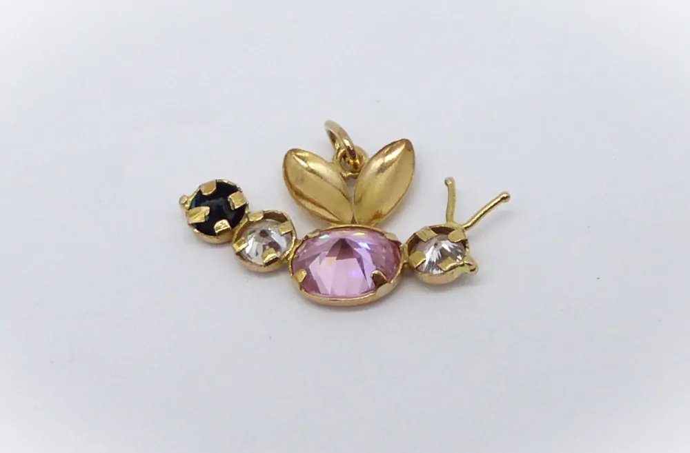 Zlatý přívěsek 1,65g, 15,3x 24mm