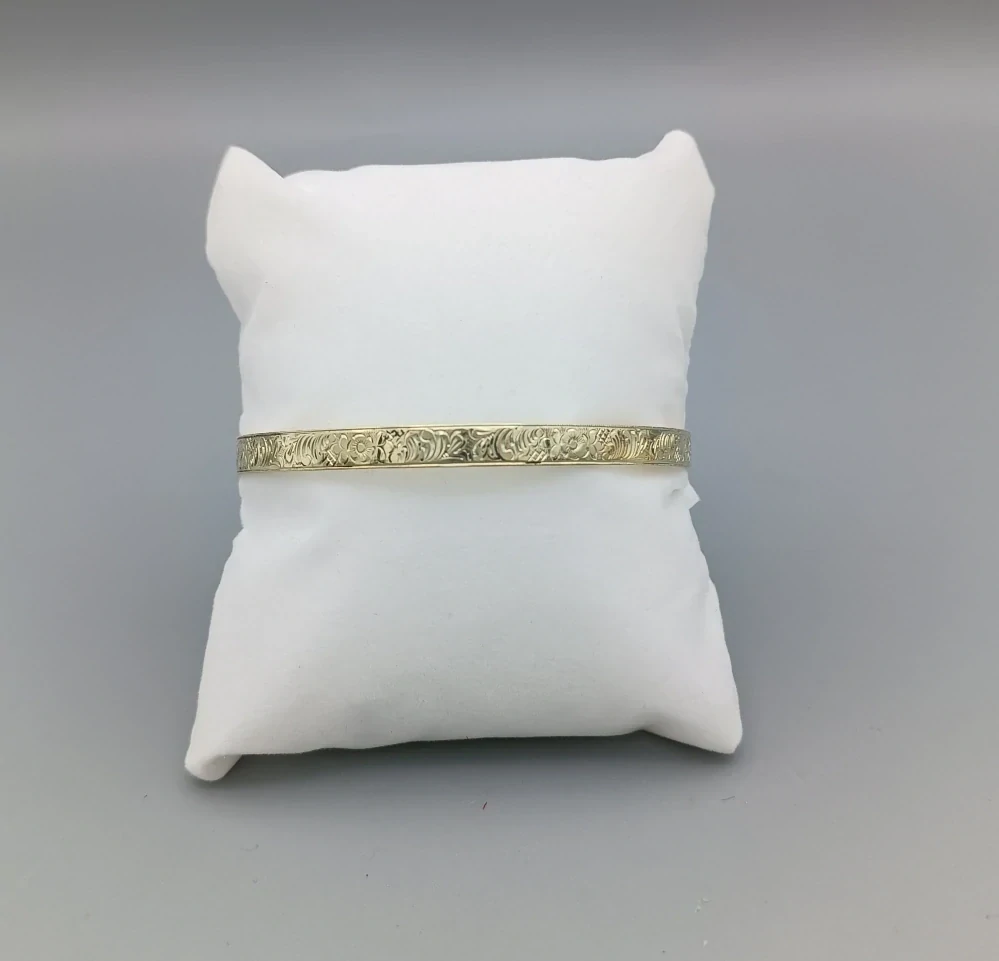 Zlatý náramek 15,70g pevný kruh