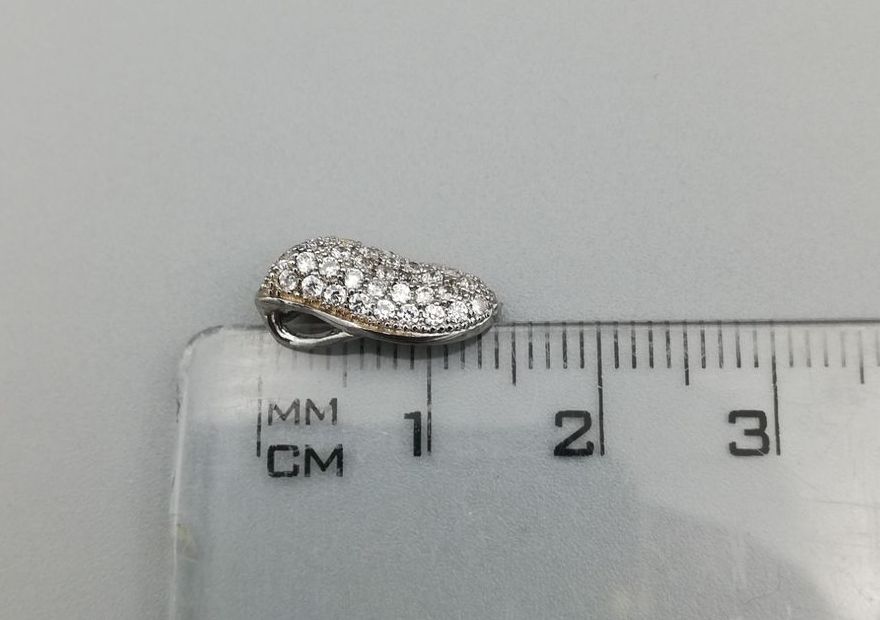 Stříbrný přívěsek 0,95g