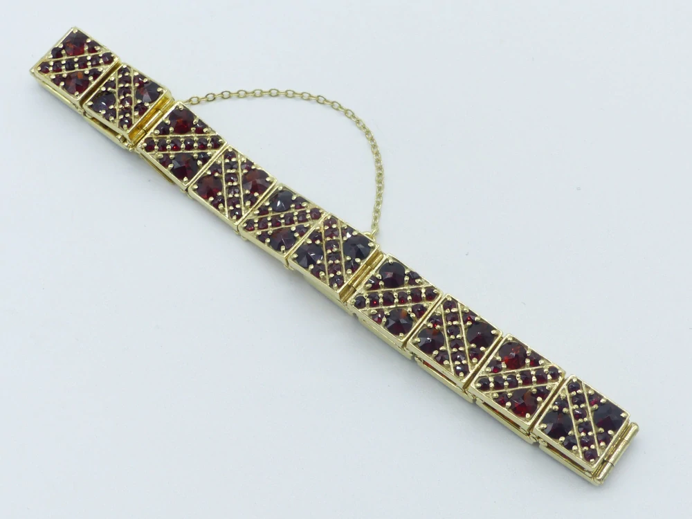 Zlatý náramek 43,75g, délka 18,5 cm