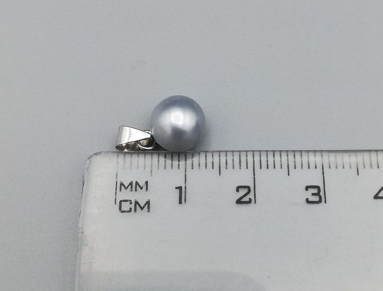 Stříbrný přívěsek 0,90g perla