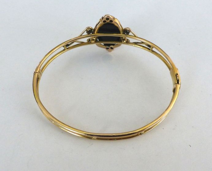 Zlatý náramek 14,75g s diamanty
