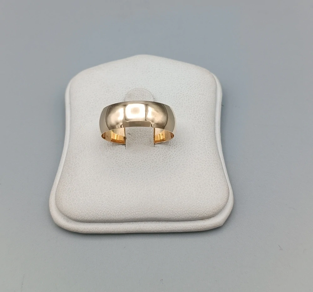 Zlatý snubní prsten 4,15g velikost 59