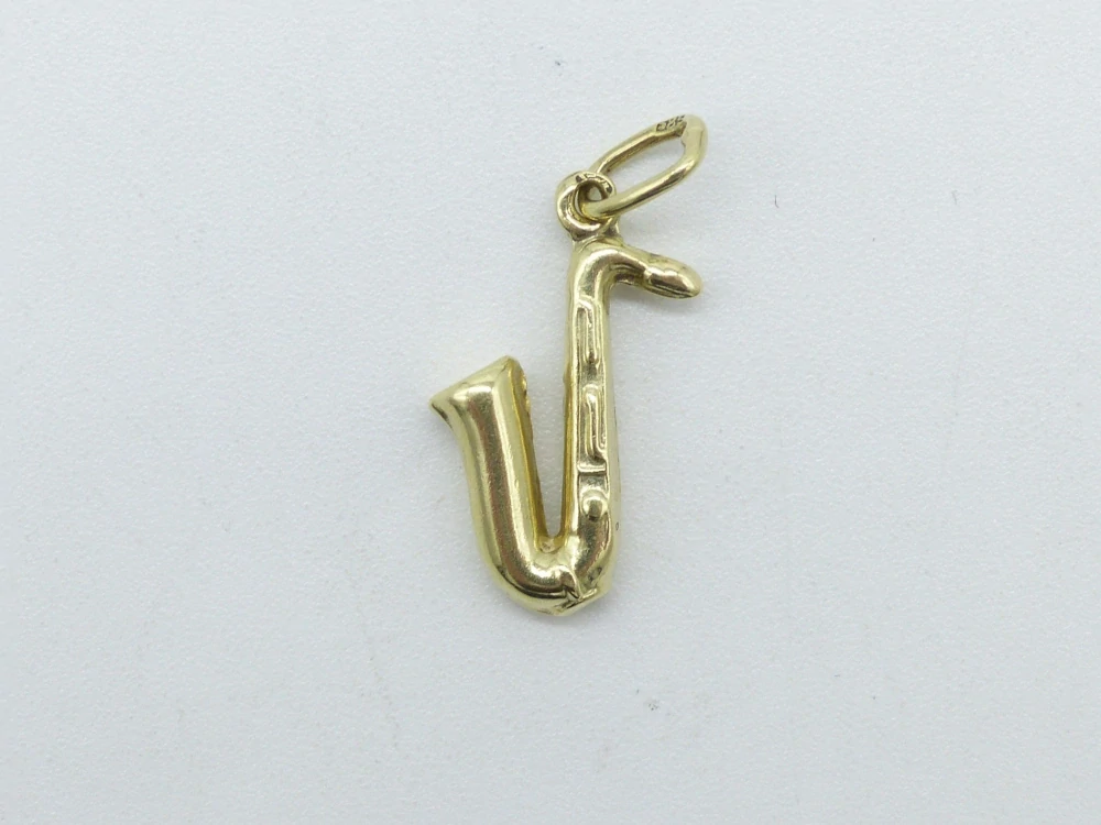Zlatý přívěsek 0,80g saxofon