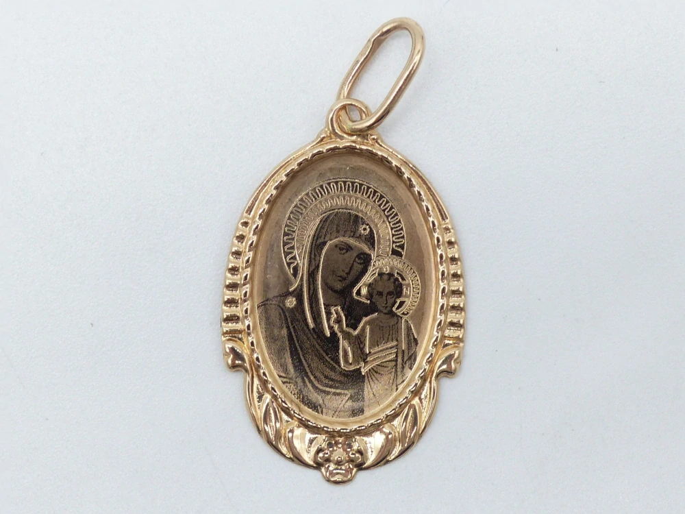 Zlatý přívěsek 0,95g madonka
