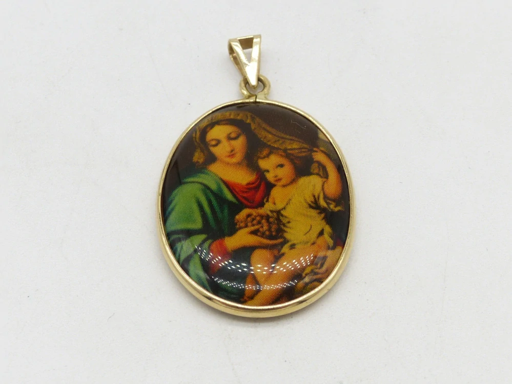 Zlatý přívěsek 3,35g madonka