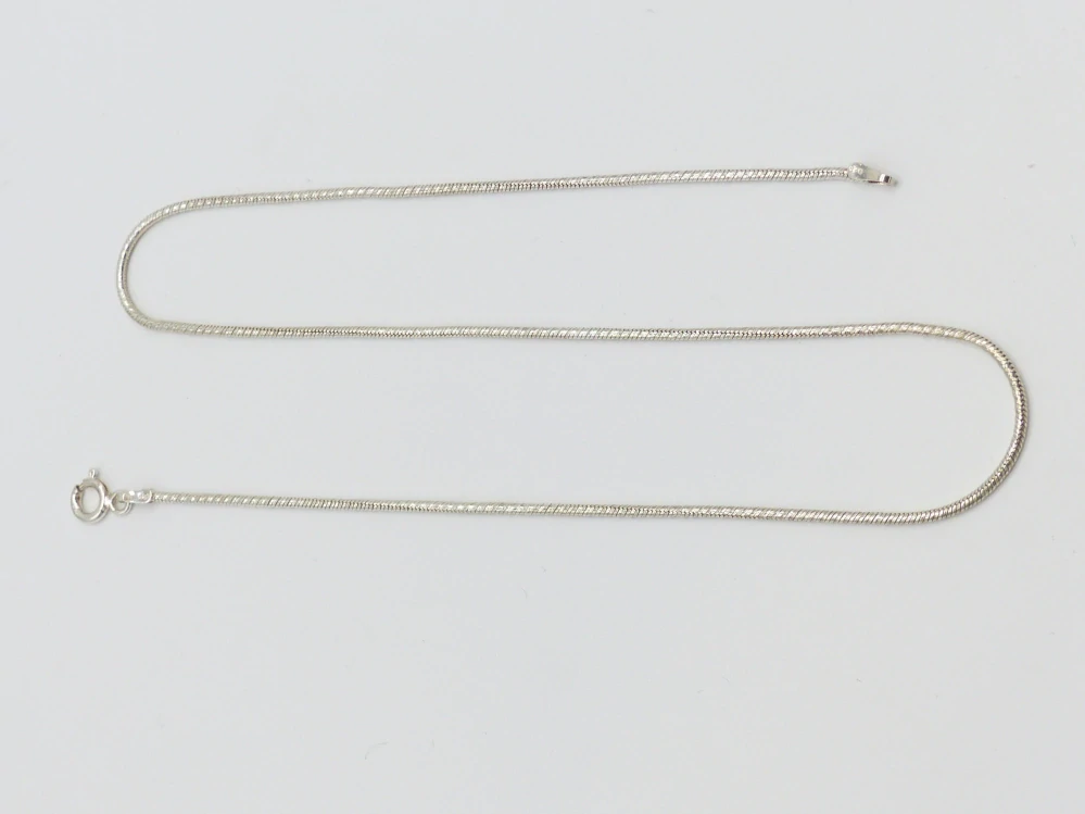 Stříbrný řetízek 5g délka 37,5 cm