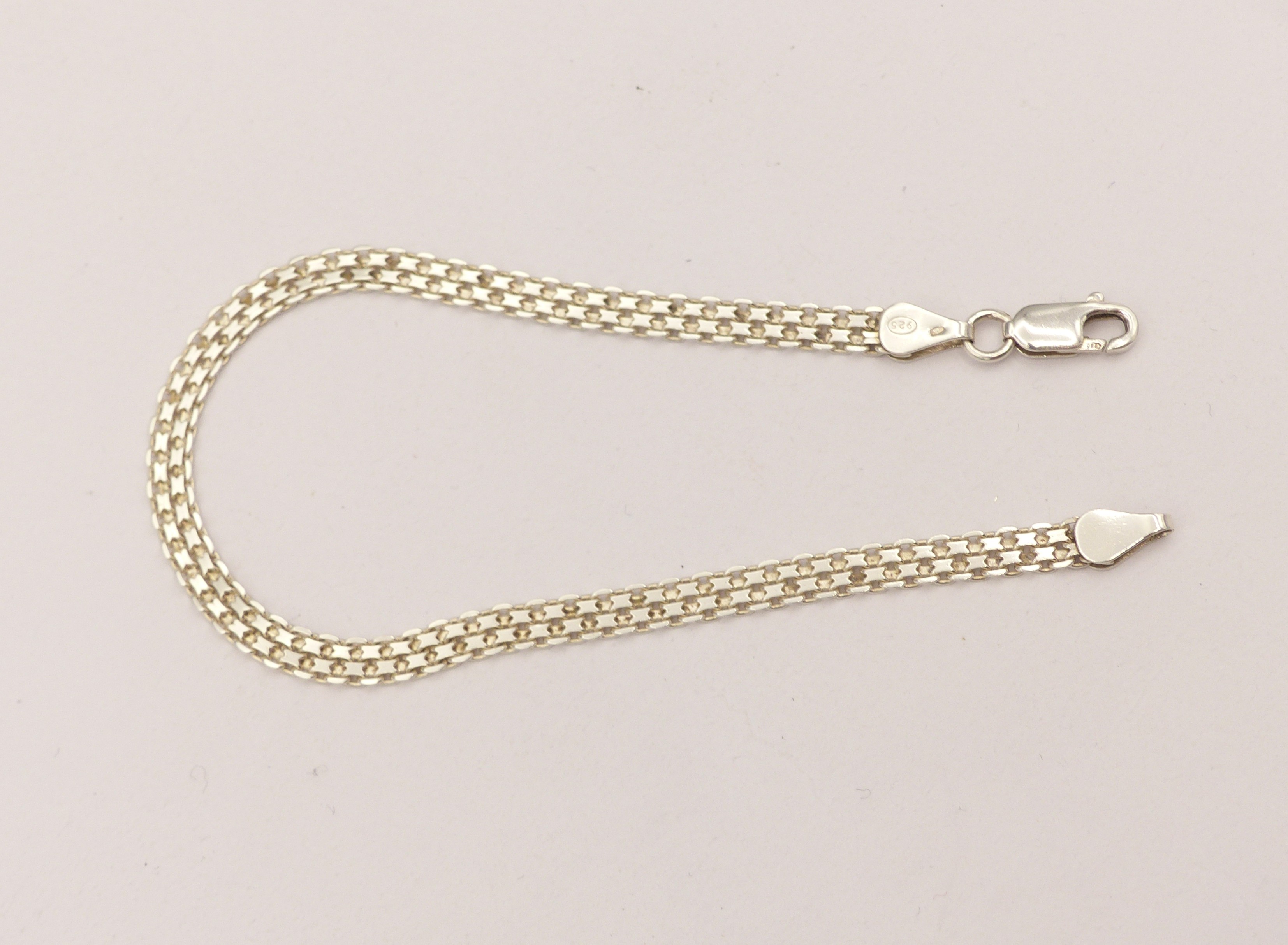 Stříbrný náramek 4,45g délka 19,5 cm