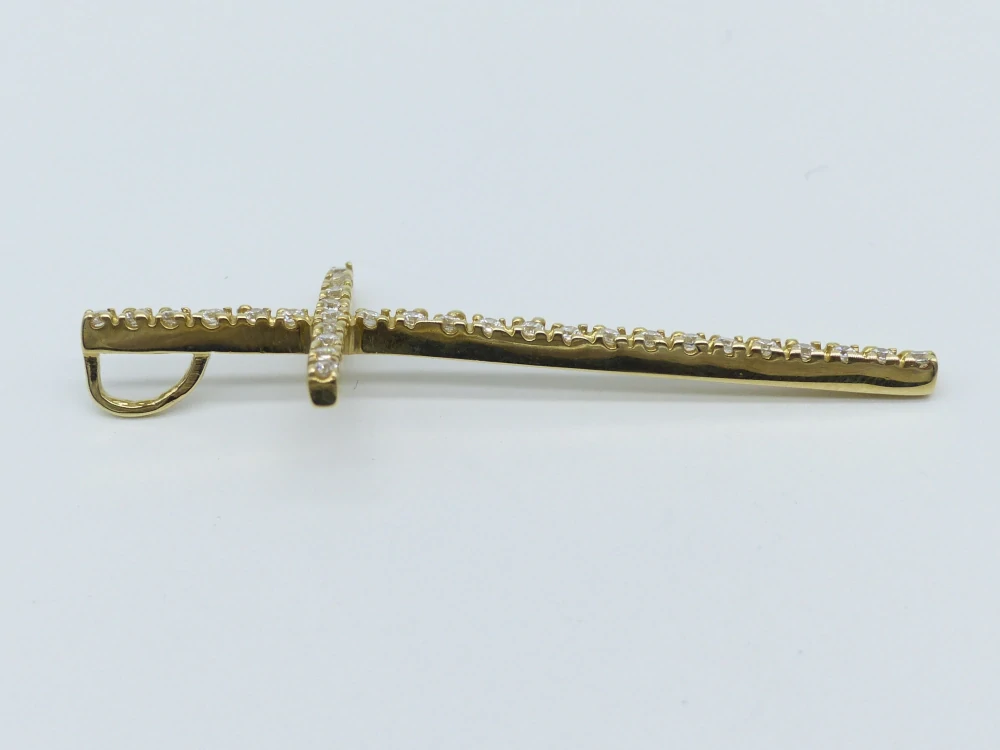 Zlatý přívěsek 4,05g, kříž