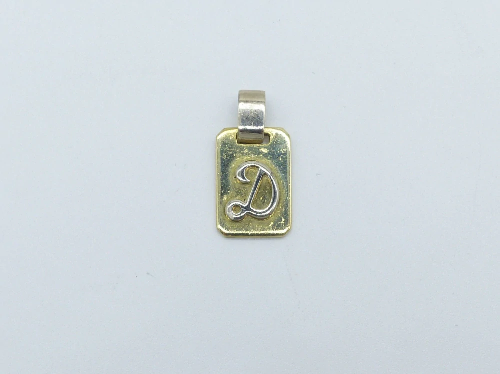 Zlatý přívěsek 1,95g písmeno D