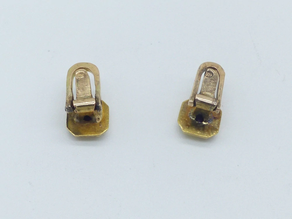 Zlaté knoflíčky 2,30g
