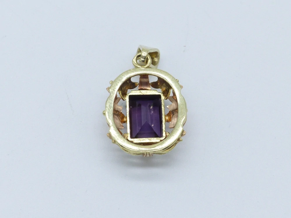 Zlatý přívěsek 3,45g