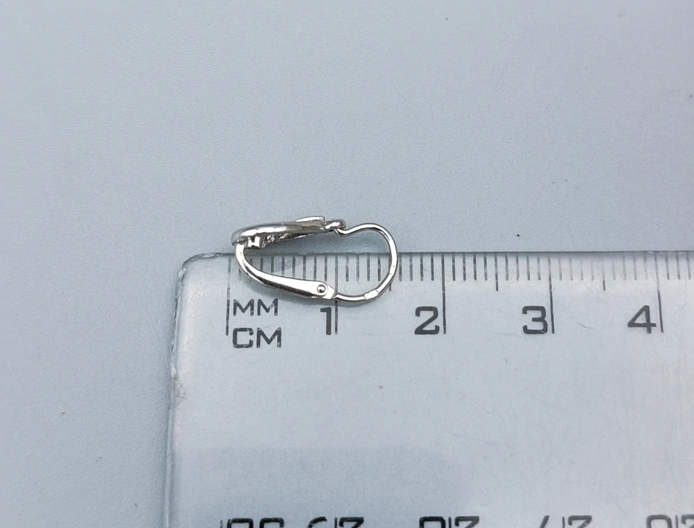 Zlaté dětské náušnice 1,15g