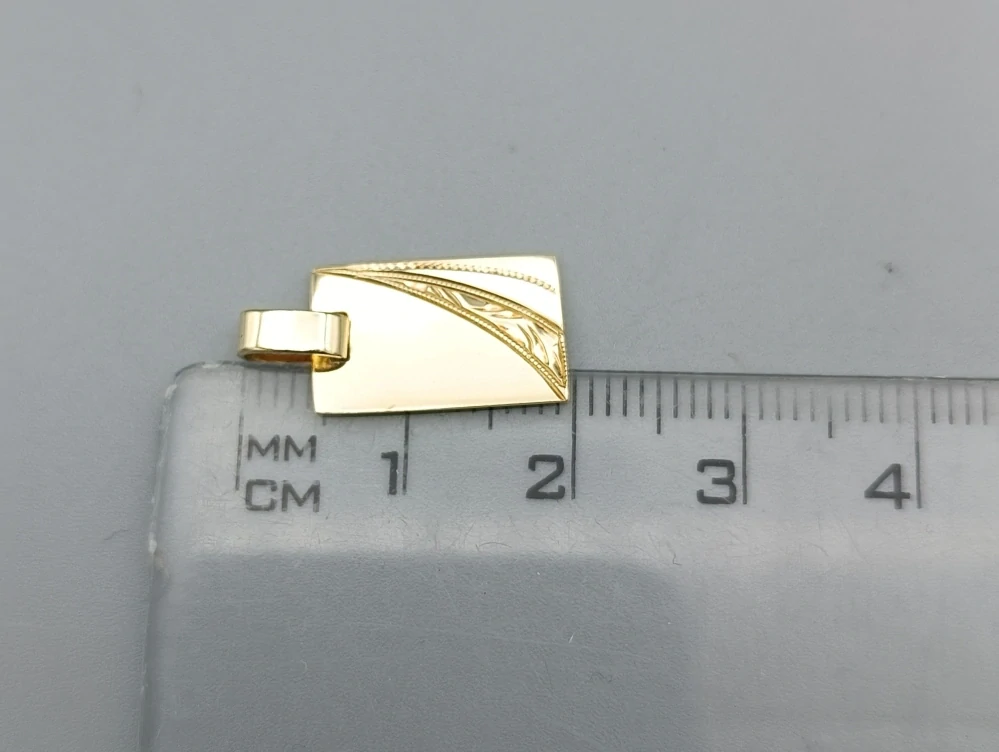 Zlatý přívěsek 1,10g destička