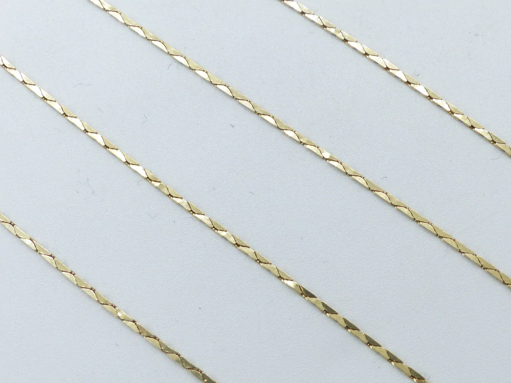 Zlatý řetízek 2,55g délka 48 cm