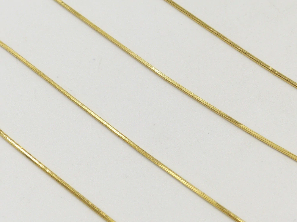 Zlatý řetízek 2,65g délka 43,5 cm