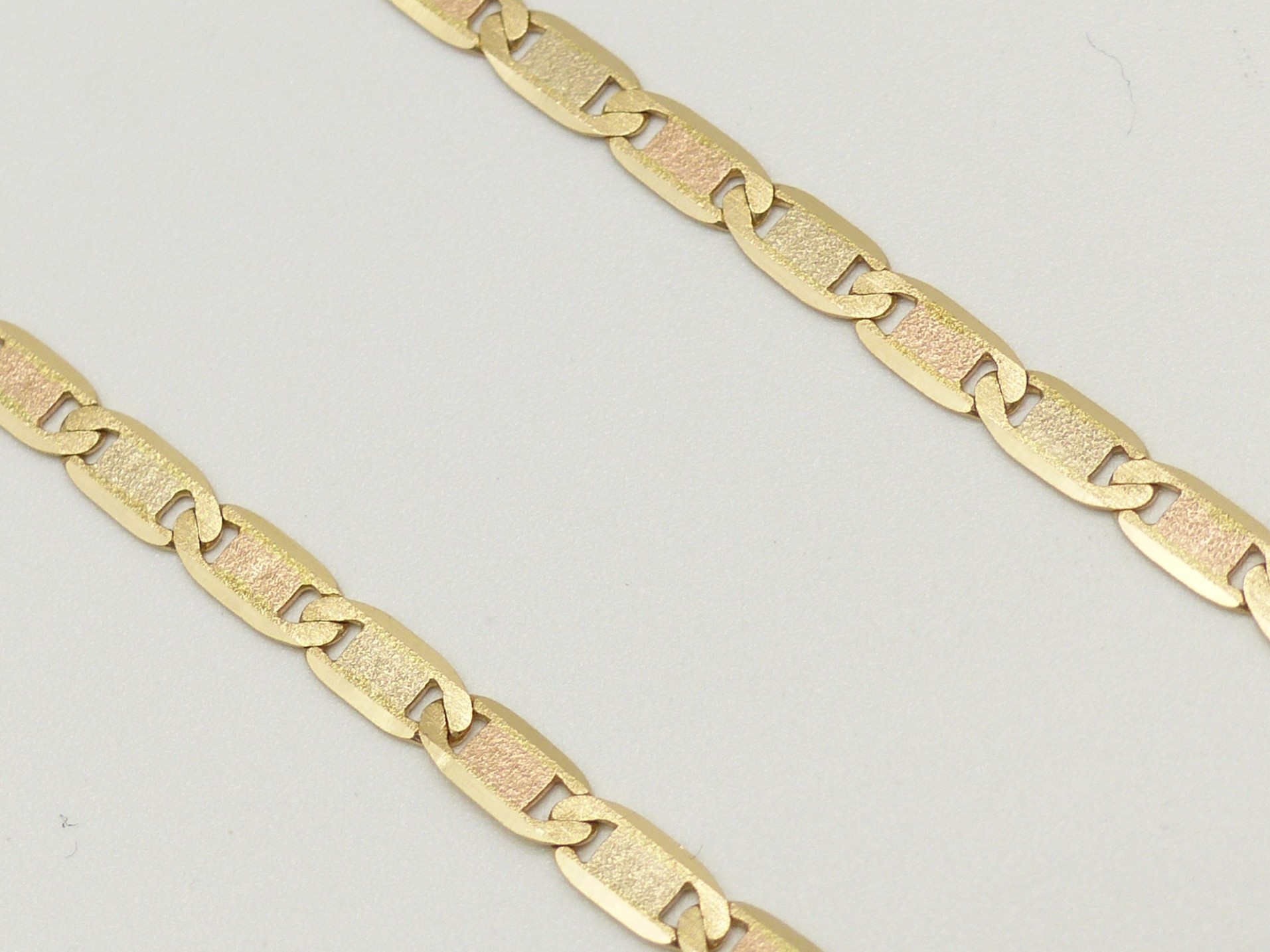 Zlatý náramek 2,05g délka 17,5 cm