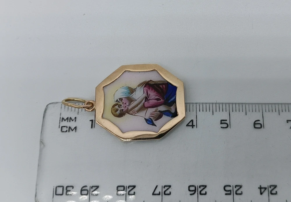 Zlatý přívěsek 6,15g madonka