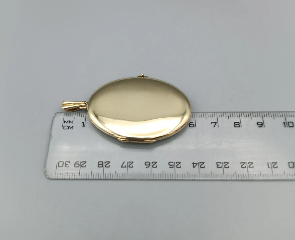 Zlatý přívěsek 24,45g, medailon