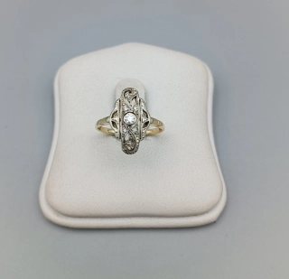 Zlatý prsten s diamanty 2,15g velikost 50,5