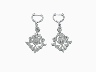 Zlaté náušnice 9,62g, diamanty